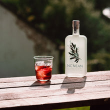 Lade das Bild in den Galerie-Viewer, Nc'Nean Botanical Spirit 40%vol. 0,7l