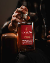 Lade das Bild in den Galerie-Viewer, Lochlea Distillery Red Wine Cask Grenache Casks Finish 2025 Release Single Estate Lowland Single Malt Scotch Whisky 46%vol. 0,7l
