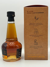 Lade das Bild in den Galerie-Viewer, St. Kilian Distillers Signature Edition Sixteen Single Malt Whisky 55,3% vol. 0,5l