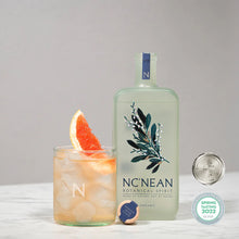 Lade das Bild in den Galerie-Viewer, Nc'Nean Botanical Spirit 40%vol. 0,5l