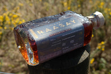 Lade das Bild in den Galerie-Viewer, Isle of Raasay Single Malt Whisky Oak Species Hungarian Oak Oloroso Sherry Barrique 50%vol. 0,7l