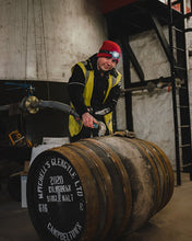 Lade das Bild in den Galerie-Viewer, Kilkerran 8 Jahre Bourbon Cask Matured Cask Strength Release 2026 Campbeltown Single Malt Scotch Whisky 57,7%vol. 0,7l Glengyle Distillery