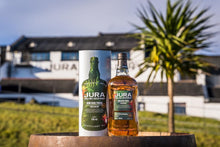Lade das Bild in den Galerie-Viewer, Jura Rum Cask Finish Single Malt Scotch Whisky Cask Edition 40%vol. 0,7l - Auktionshaus Martin