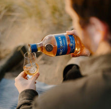 Lade das Bild in den Galerie-Viewer, Kilchoman Machir Bay Islay Single Malt Scotch Whisky 46%vol. 0,7l - Auktionshaus Martin