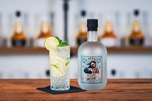 Lade das Bild in den Galerie-Viewer, St. Kilian Distillers Bud Spencer Distilled Dry Gin 41,3%vol. 0,7l - Auktionshaus Martin