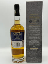 Lade das Bild in den Galerie-Viewer, Tullibardine Sauternes Finish Highland Single Malt Scotch Whisky 43%vol. 0,7l - Auktionshaus Martin