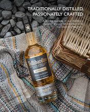 Lade das Bild in den Galerie-Viewer, Tullibardine Sovereign Highland Single Malt Scotch Whisky 43%vol. 0,7l - Auktionshaus Martin