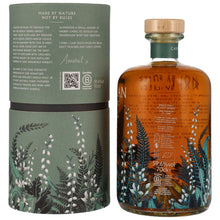 Lade das Bild in den Galerie-Viewer, Nc'Nean Organic Single Malt Whisky Cask Strength Batch CS/GD06 59,6%vol. 0,7l
