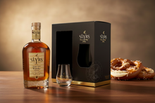 Lade das Bild in den Galerie-Viewer, Slyrs Classic Single Malt Whisky 43%vol. 0,7l mit Glas Geschenkverpackung
