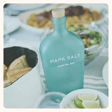 Lade das Bild in den Galerie-Viewer, Papa Salt Coastal Gin 42,8%vol. 0,7l
