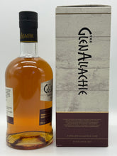 Lade das Bild in den Galerie-Viewer, GlenAllachie 11 Jahre Premier Cru Classé Wine Finish Speyside Single Malt Scotch Whisky 48%vol. 0,7l.
