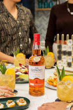 Lade das Bild in den Galerie-Viewer, Glenlivet Caribbean Reserve Rum Barrel Single Malt Scotch Whisky 40%vol. 0,7l
