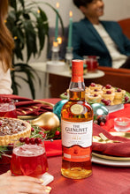 Lade das Bild in den Galerie-Viewer, Glenlivet Caribbean Reserve Rum Barrel Single Malt Scotch Whisky 40%vol. 0,7l
