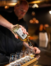 Lade das Bild in den Galerie-Viewer, Kilkerran 12 Jahre Single Malt Scotch Whisky 46,0% vol. 0,7l Glengyle Distillery Campbeltown
