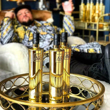 Lade das Bild in den Galerie-Viewer, Au Vodka Original Ultra Premium British Vodka 40%vol. 0,7l
