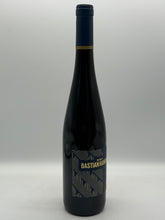 Lade das Bild in den Galerie-Viewer, Weingut Bastian Hamdorf Portugieser 2018 Fass 15 trockener Rotwein aus Klingenberg am Main deutscher Qualitätswein weich &amp; elegant 12%vol. 0,75l
