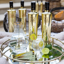 Lade das Bild in den Galerie-Viewer, Au Vodka Original Ultra Premium British Vodka 40%vol. 0,7l
