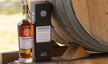 Lade das Bild in den Galerie-Viewer, Ardnahoe Chairman‘s Selection 6 Jahre Islay Single Malt Scotch Whisky 60,2%vol. 0,7l
