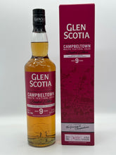 Lade das Bild in den Galerie-Viewer, Glen Scotia 9 Jahre Heavily Peated Ribera Del Duero Cask Finish Campbeltown Malts Festival 2025 Limited Edition 54,3% vol. 0,7l - Auktionshaus Martin
