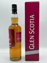 Lade das Bild in den Galerie-Viewer, Glen Scotia 9 Jahre Heavily Peated Ribera Del Duero Cask Finish Campbeltown Malts Festival 2025 Limited Edition 54,3% vol. 0,7l - Auktionshaus Martin
