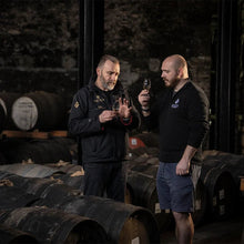 Lade das Bild in den Galerie-Viewer, Glen Scotia 9 Jahre Unpeated Fino Sherry Cask Finish Campbeltown Malts Festival 2024 Limited Edition 56,2% vol. 0,7l - Auktionshaus Martin
